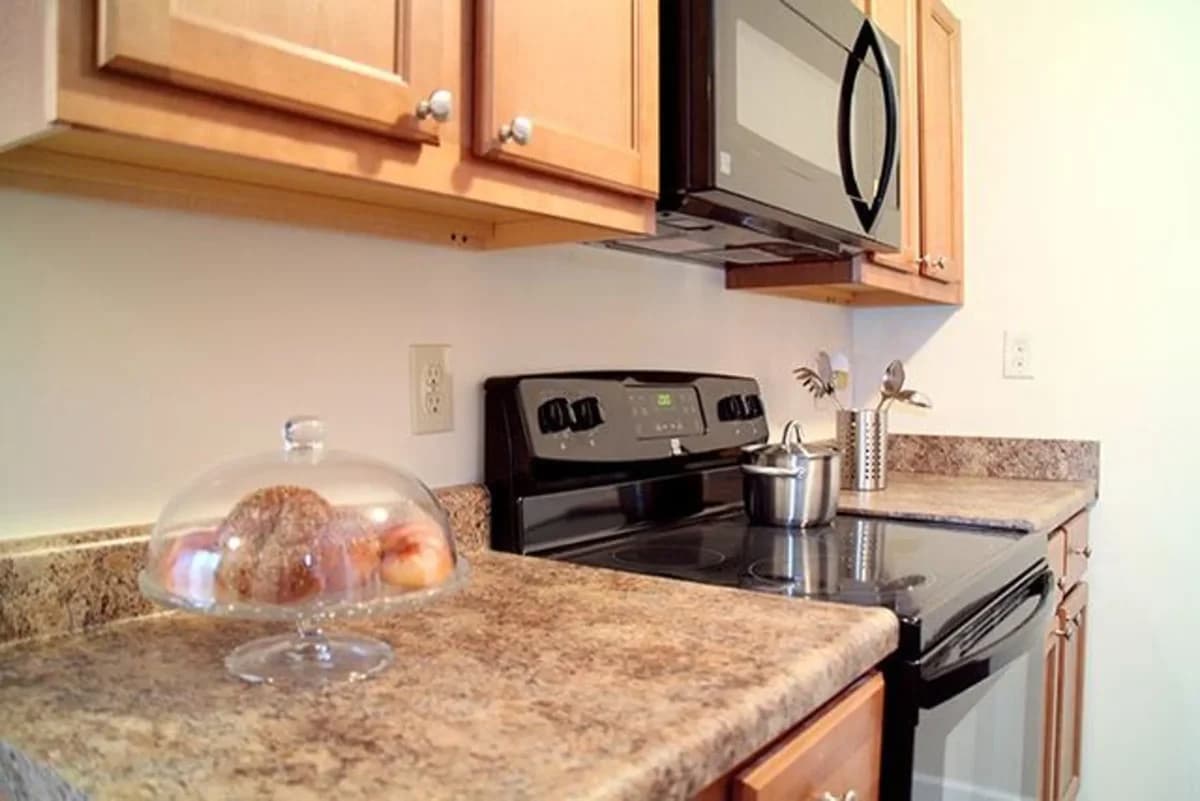 Cincinnati apartments for rent - Property image - 5623-5631 Beechmont - 3