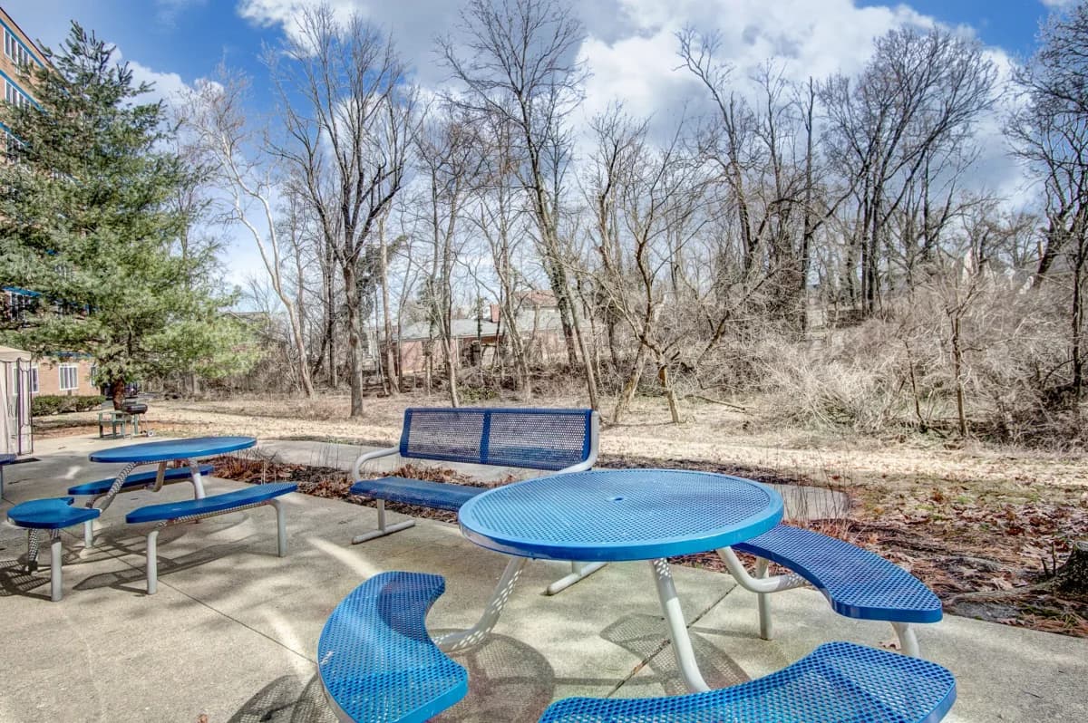 Cincinnati apartments for rent - Property image - The Bradford - 2