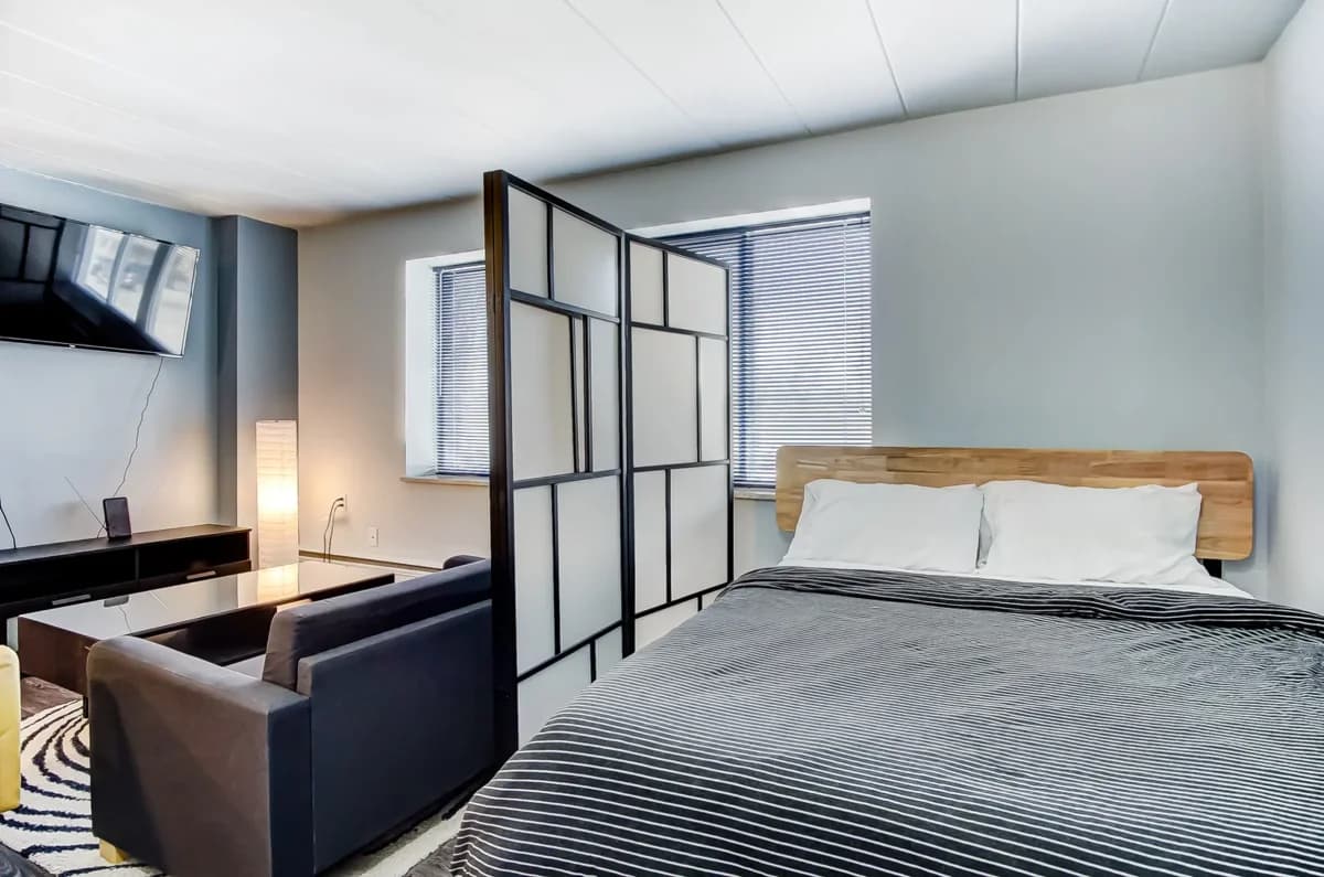 Cincinnati apartments for rent - image - The Bradford Bedroom.webp
