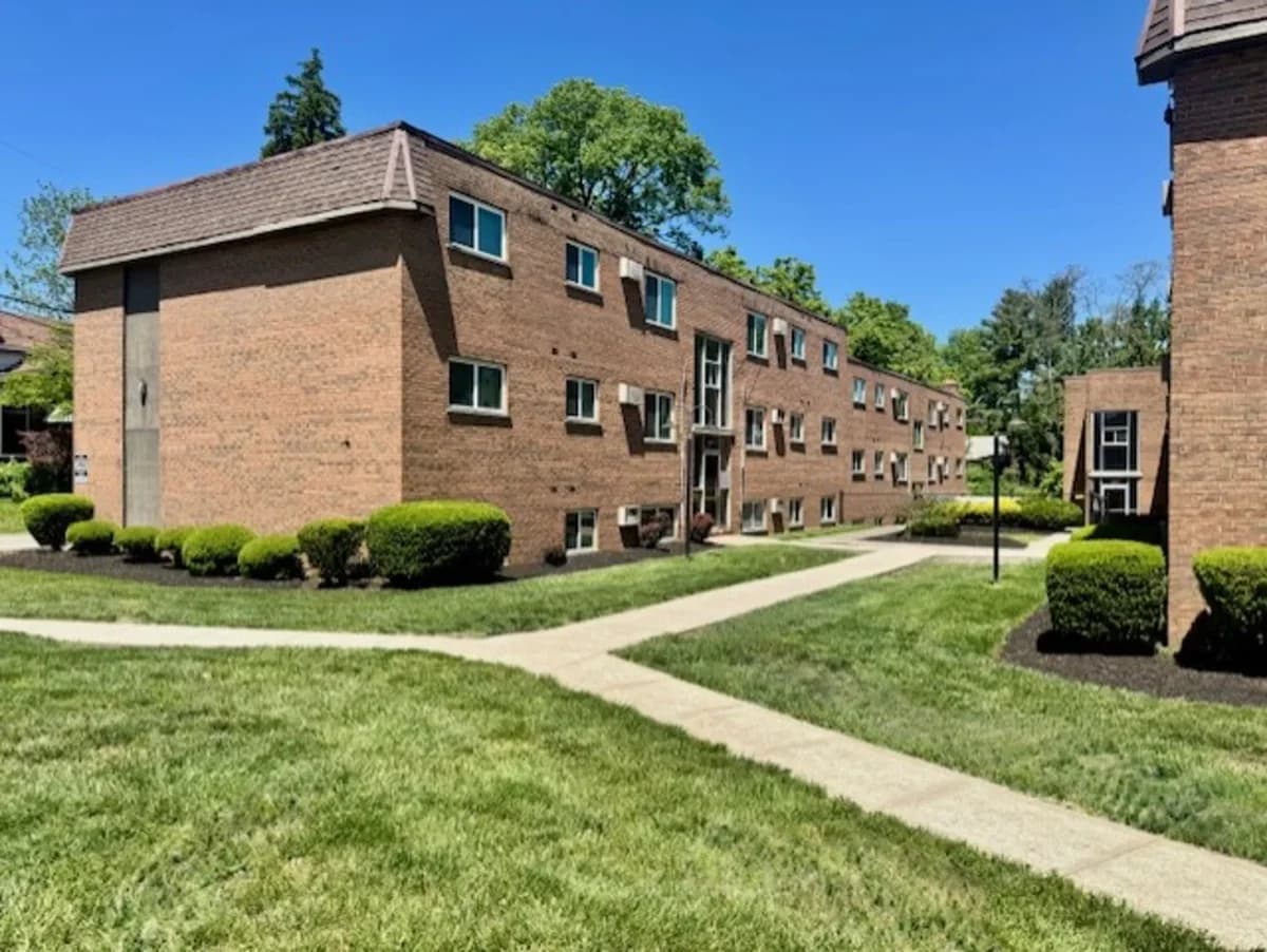 Cincinnati apartments for rent - Property image - Vernon Court - 1