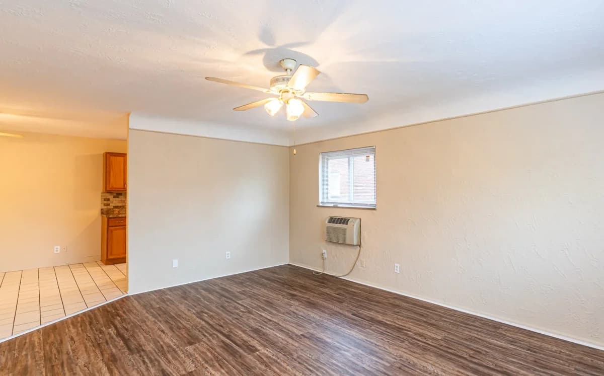 Cincinnati apartments for rent - Property image - Robroy - 3