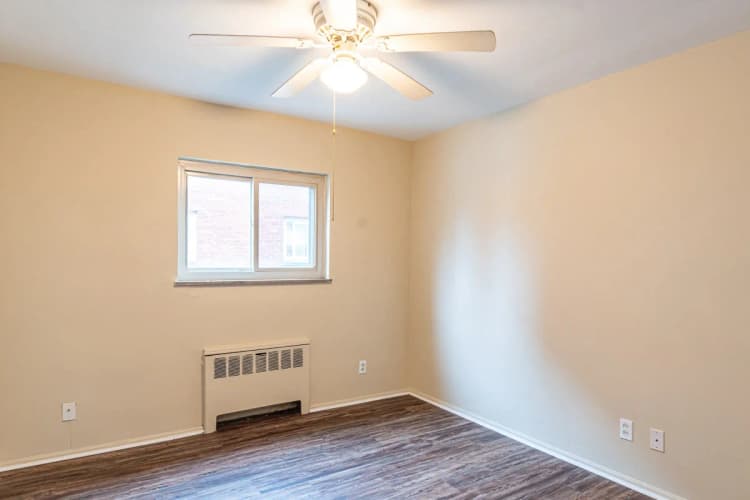 Cincinnati apartments for rent - image - Robroy 7.webp