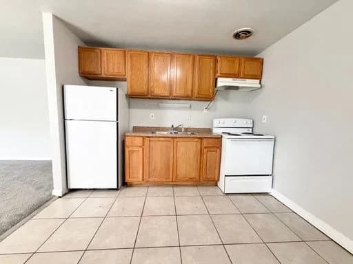 Cincinnati apartments for rent - Property image - 2302 W. Galbraith Road - 3