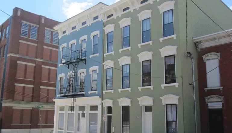 Cincinnati apartments for rent - image - Abigail Apartments - Exterior 1.jpg