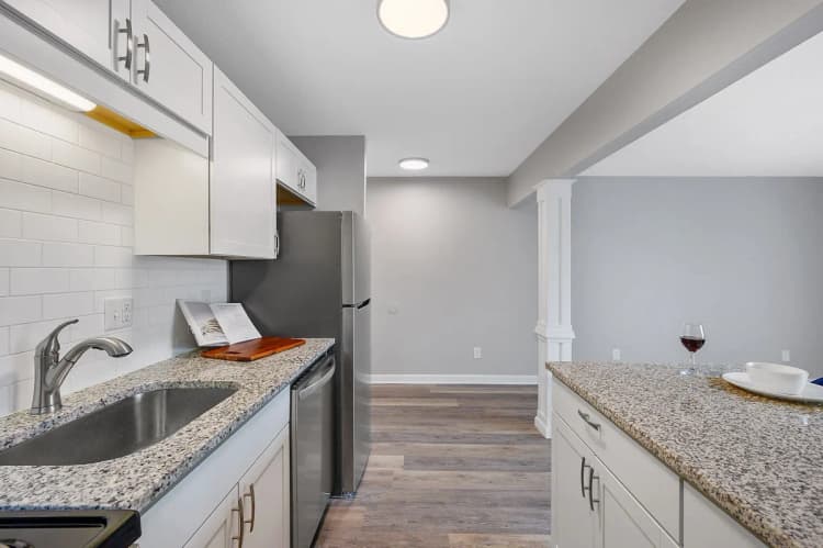 Cincinnati apartments for rent - image - 8Ninety at Loveland - Kitchen 2.webp