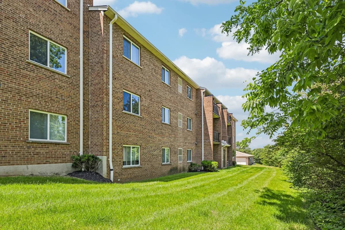 Cincinnati apartments for rent - Property image - Skyridge Apartment Homes - 1