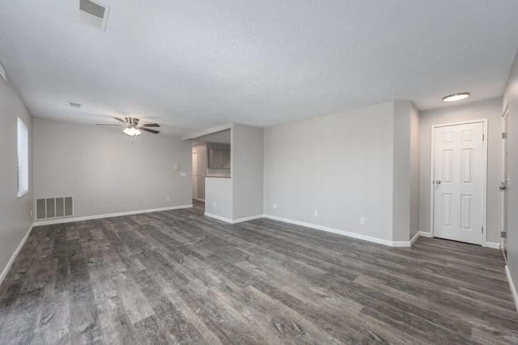 Cincinnati apartments for rent - image - Skyridge Apartment Homes - Living Room 3.webp