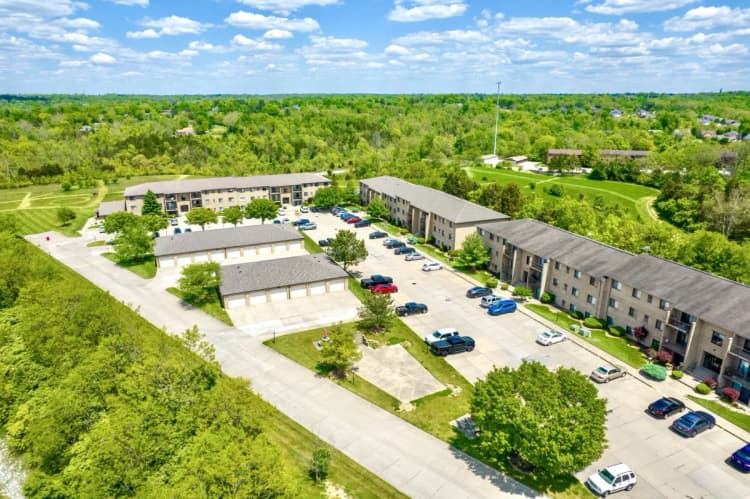 Cincinnati apartments for rent - image - Skyridge Apartment Homes - Exterior 6.webp