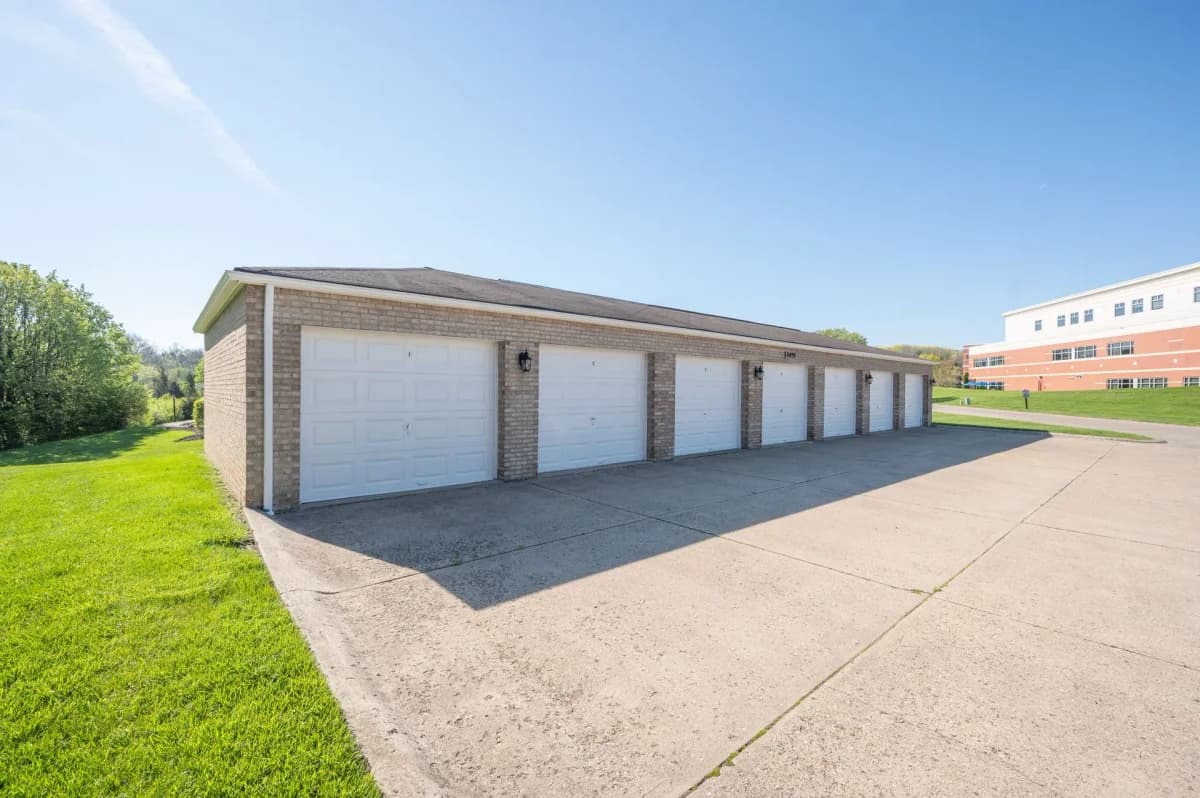 Cincinnati apartments for rent - image - Skyridge Apartment Homes - Parking.webp