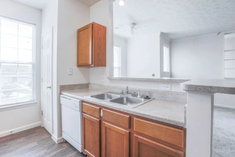 Cincinnati apartments for rent - image - The Heights at Bridgewater - Kitchen 1.webp