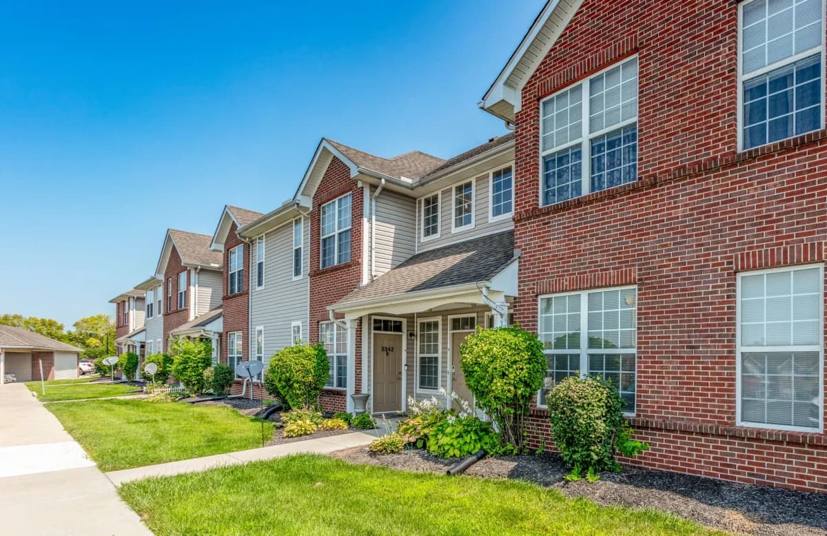 Cincinnati apartments for rent - Property image - The Heights at Bridgewater - 2