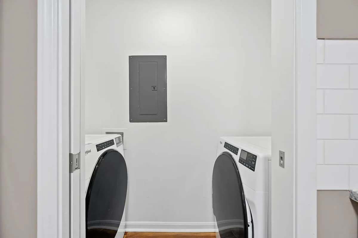 Cincinnati apartments for rent - image - Bridgewater Crossing - Laundry Room 1.webp