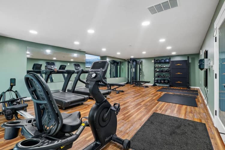 Cincinnati apartments for rent - image - Bridgewater Crossing - Gym.webp