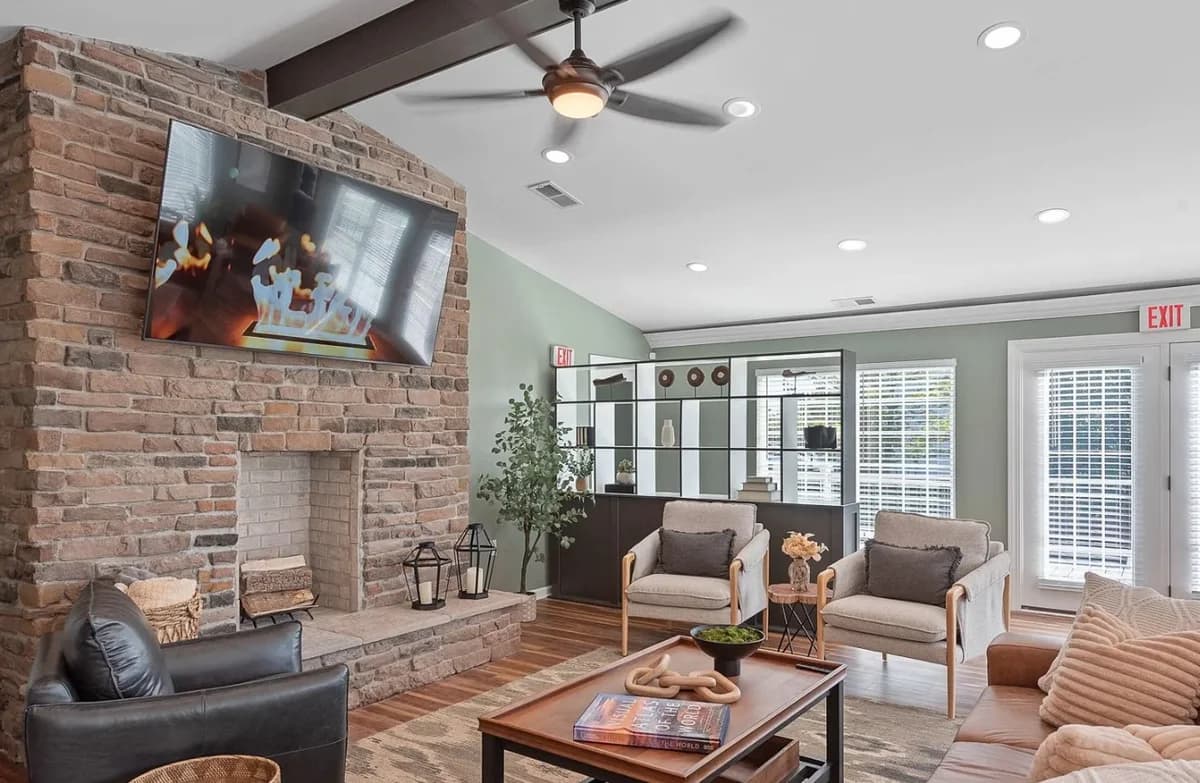 Cincinnati apartments for rent - Property image - Knollwood Crossing - 1