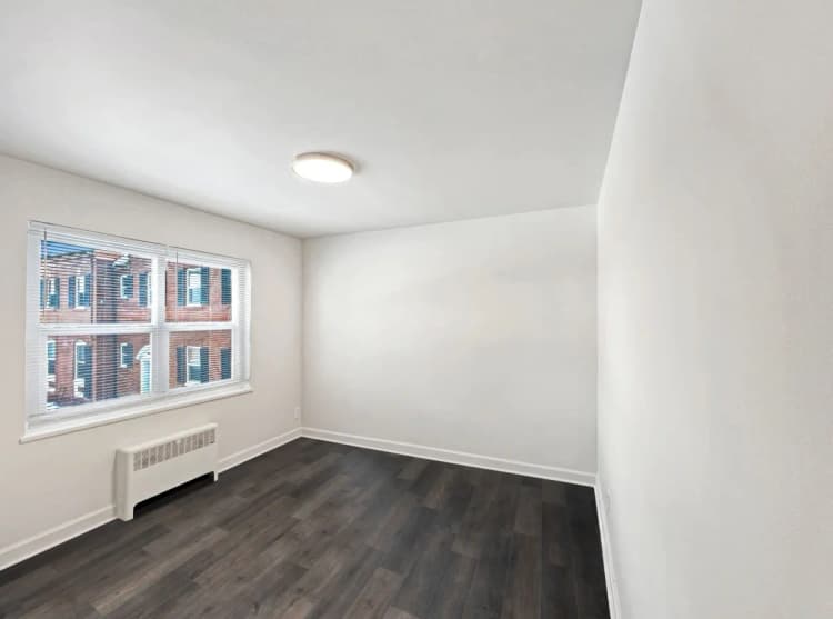 Cincinnati apartments for rent - image - The Seymour Apartments - Bedroom 4.webp