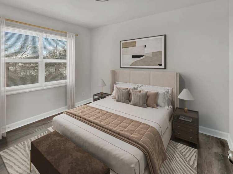 Cincinnati apartments for rent - image - The Seymour Apartments - Bedroom.webp
