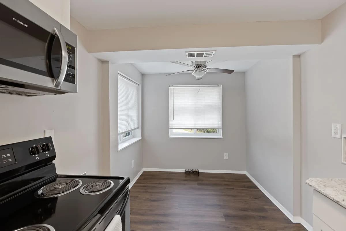 Cincinnati apartments for rent - image - The Wimbledons - Laundry Room 1.webp