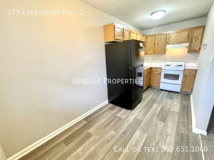 Cincinnati apartments for rent - image - 179 Lakeshore Dr - 3.jpg