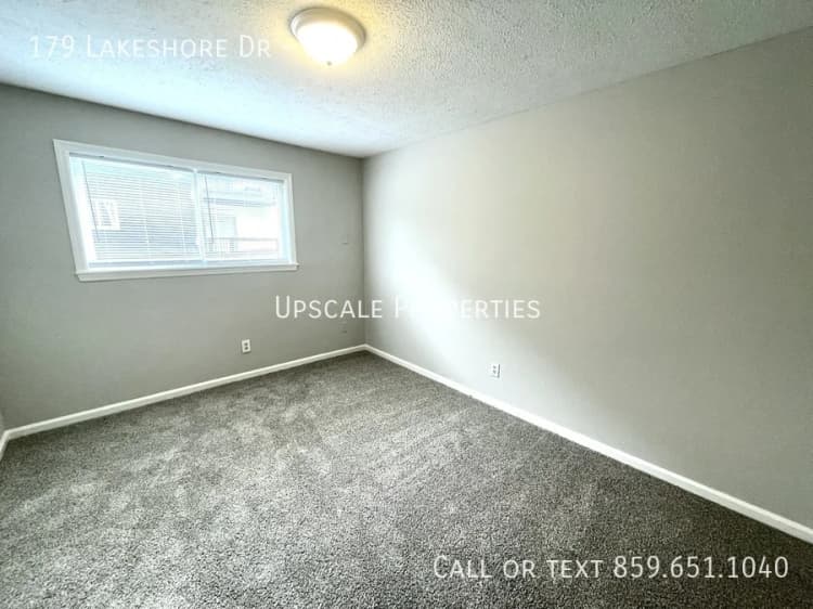 Cincinnati apartments for rent - image - 179 Lakeshore Dr - 7.jpg