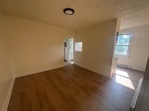 Cincinnati apartments for rent - Property image - 633 Forest Avenue - 2