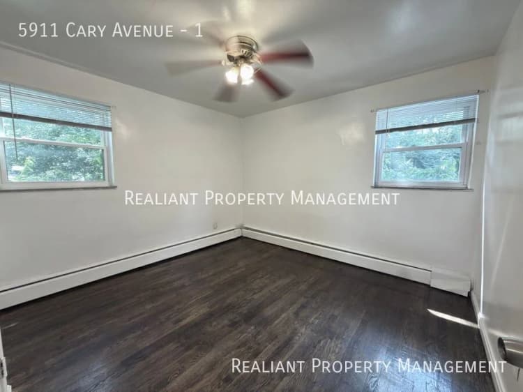 Cincinnati apartments for rent - image - 5911 Cary Avenue - 09.jpeg