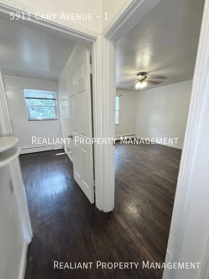Cincinnati apartments for rent - image - 5911 Cary Avenue - 11.jpeg