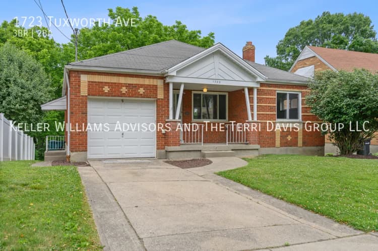Cincinnati apartments for rent - image - 1723 Tuxworth Ave - 03.jpg