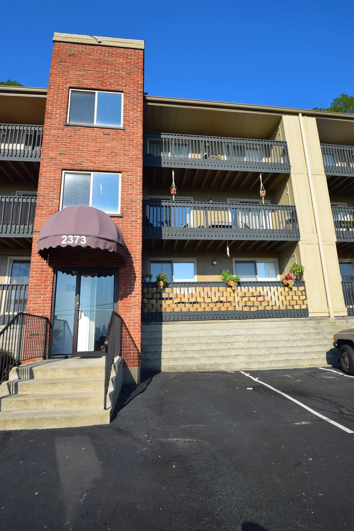 Cincinnati apartments for rent - Property image - 2365-2 Maryland - 3