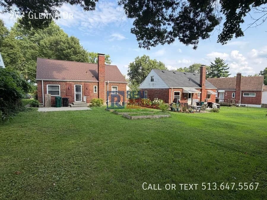 Cincinnati apartments for rent - Property image - 977 Glenna Dr - 1