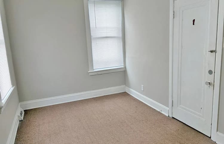 Cincinnati apartments for rent - image - 2811 Glendora Avenue - 10.jpg