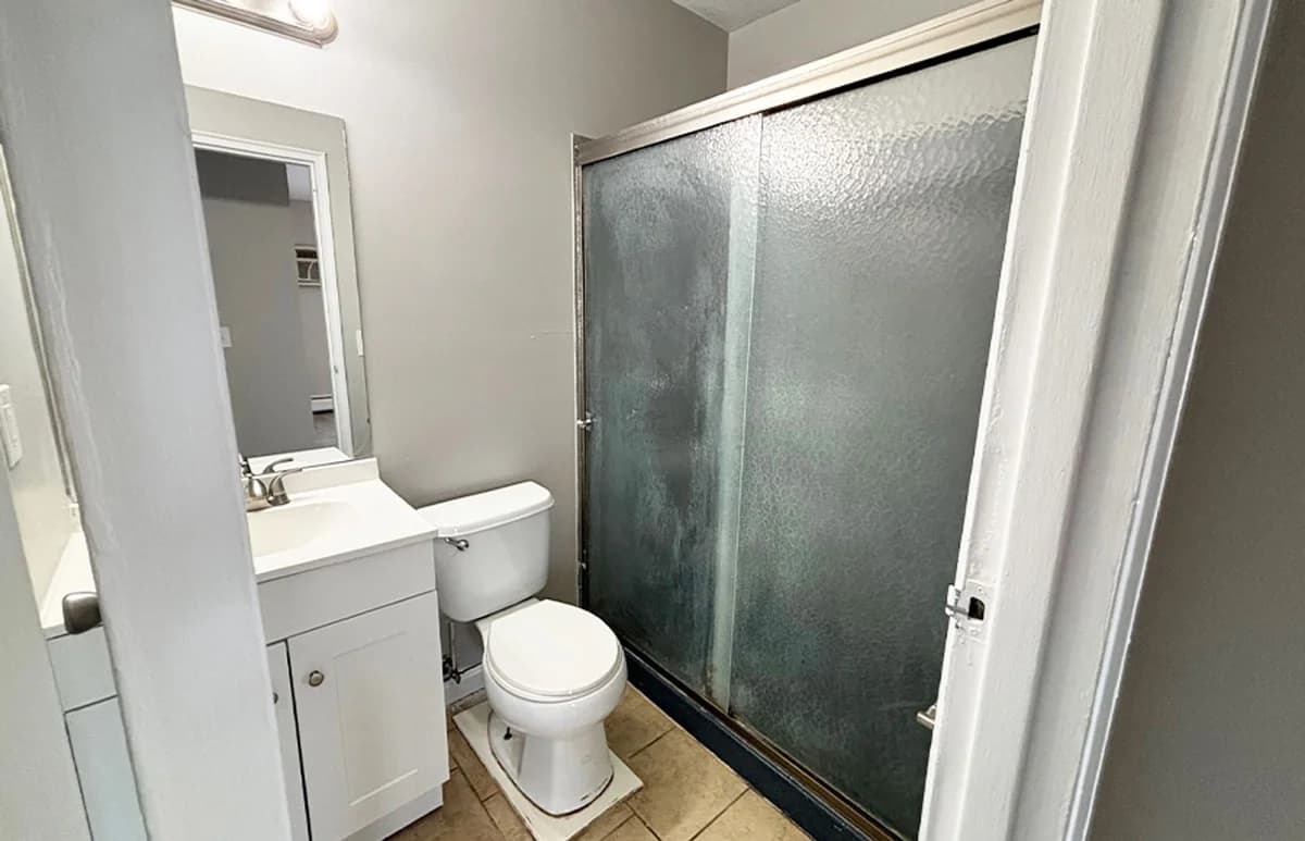 Cincinnati apartments for rent - image - 550 Lowell Avenue #12 - 05.jpg