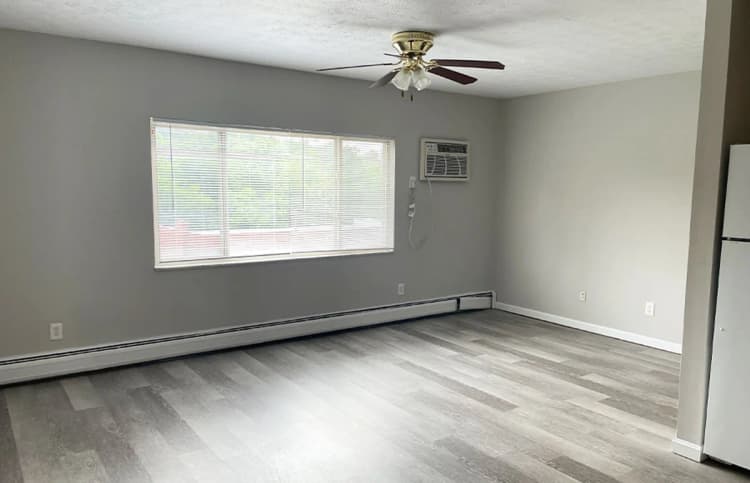Cincinnati apartments for rent - image - 550 Lowell Avenue #12 - 10.jpg