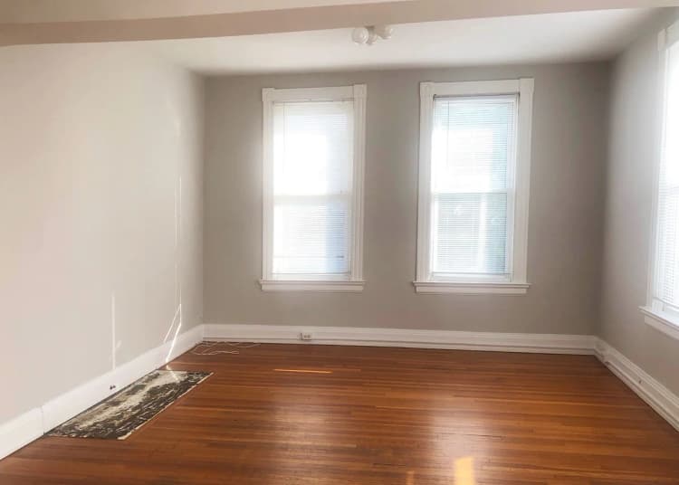 Cincinnati apartments for rent - image - 348 Howell Avenue - 15.jpg