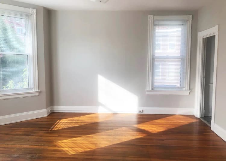 Cincinnati apartments for rent - image - 348 Howell Avenue - 20.jpg