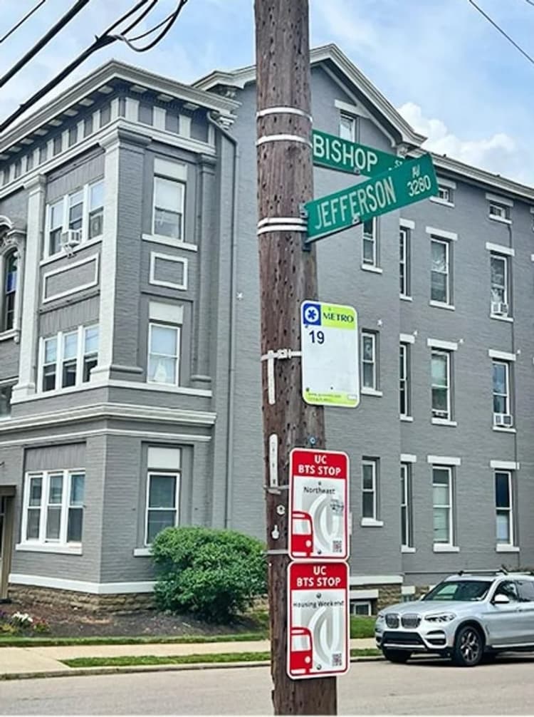 Cincinnati apartments for rent - image - 3300 Jefferson Avenue #15 - 11.jpg