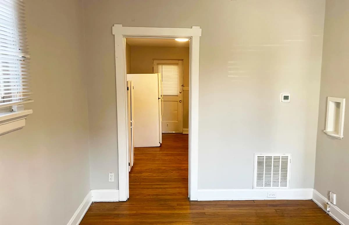Cincinnati apartments for rent - image - 3408 Whitfield Avenue #1 - 04.jpg