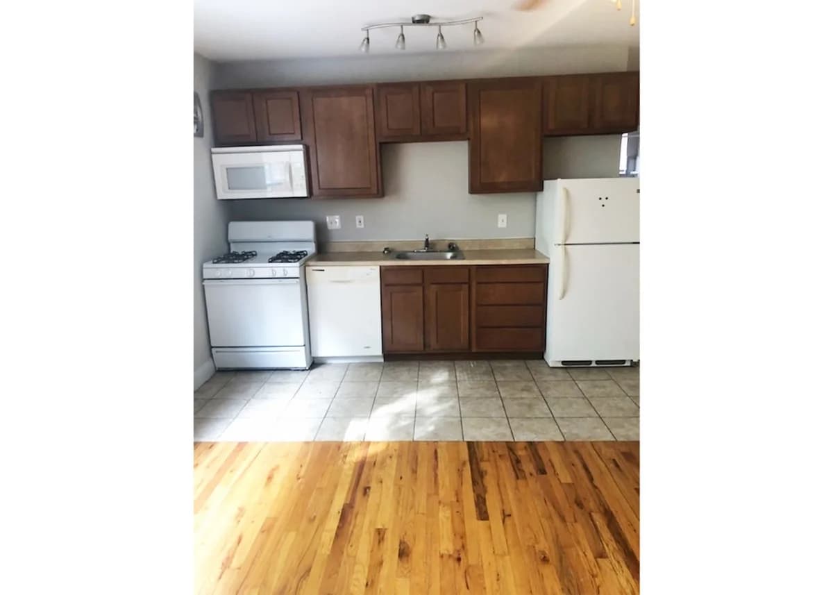 Cincinnati apartments for rent - Property image - The Amy - 2