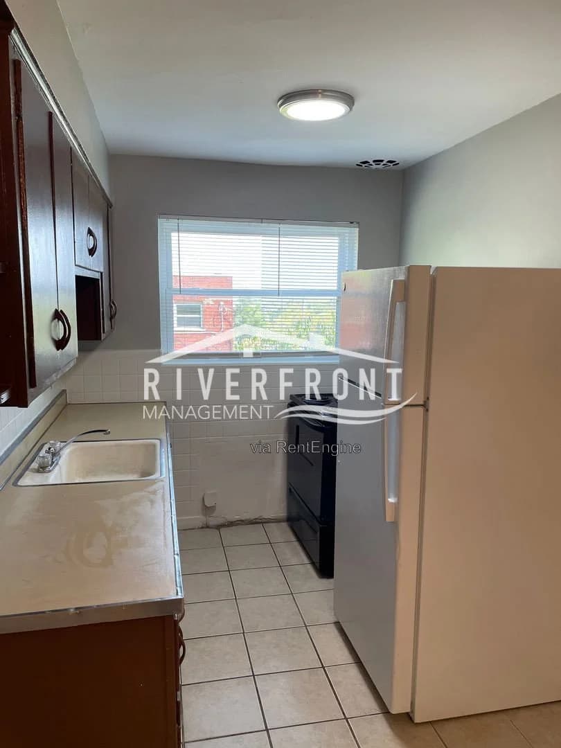 Cincinnati apartments for rent - Property image - 2320 Westwood Northern Boulevard - 1