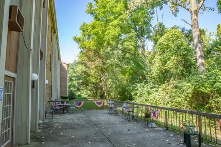 Cincinnati apartments for rent - image - imgi_8_dehli_ests_1189.webp