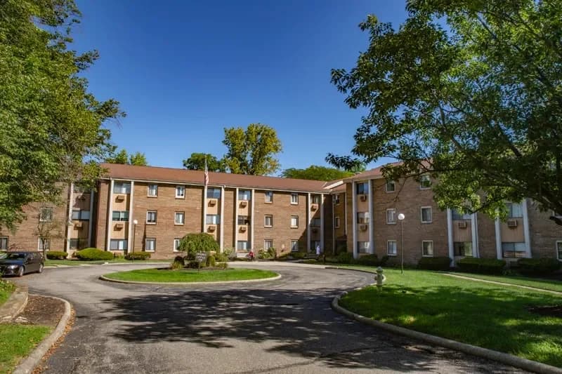 Cincinnati apartments for rent - image - imgi_19_dehli_ests_1198.webp