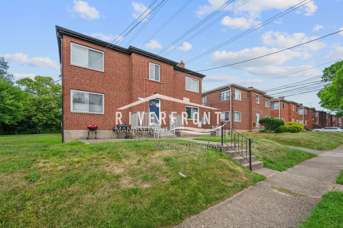 Cincinnati apartments for rent - Property image - 7796 Stillwell Road - 1