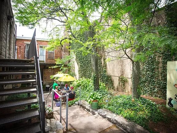 Cincinnati apartments for rent - image - Grandin - Exterior 1.webp