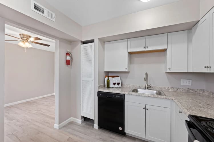 Cincinnati apartments for rent - image - property-image-1790249829311.jpg