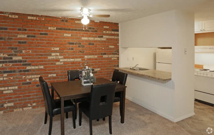 undefined apartments for rent - image - bellevue-house-apartments-cincinnati-oh-1br-1ba---675-sf (1).jpg