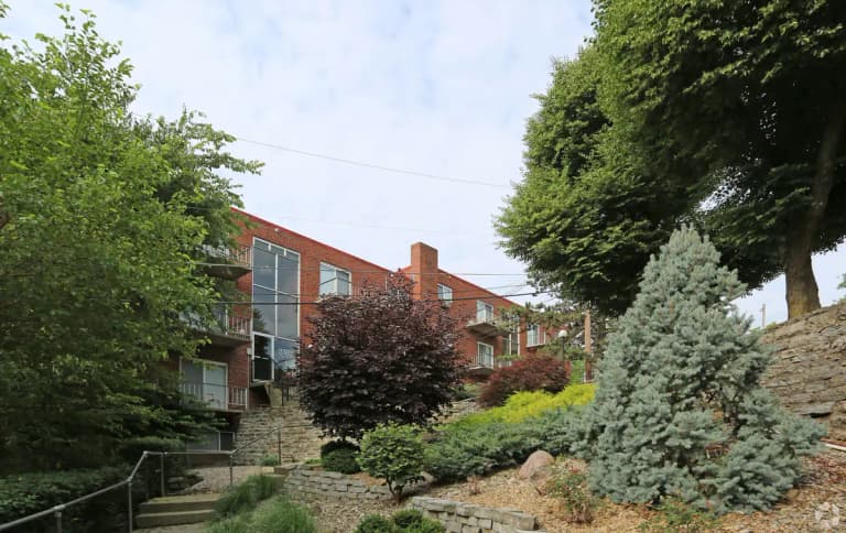 undefined apartments for rent - image - bellevue-house-apartments-cincinnati-oh-primary-photo.jpg
