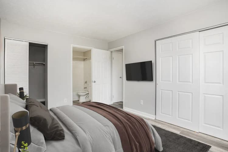 undefined apartments for rent - image - villa-hills-cincinnati-oh-building-photo (26).jpg