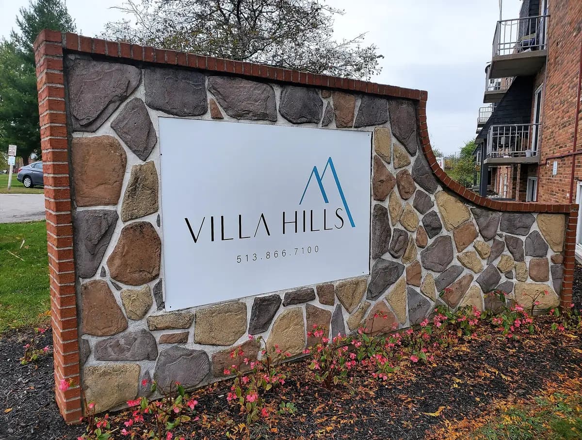 undefined apartments for rent - image - villa-hills-cincinnati-oh-building-photo (30).jpg