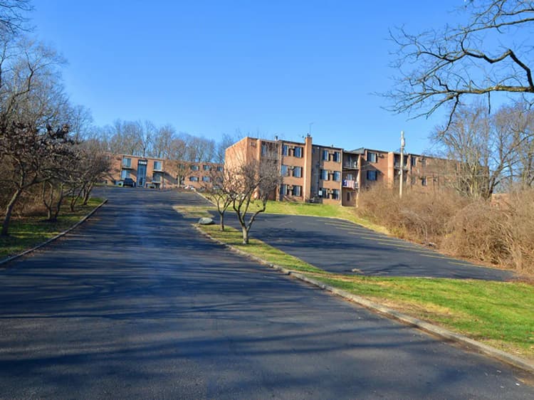 undefined apartments for rent - image - jxelw8uomsn715lpnhewrp5xwozo7iwm.jpg