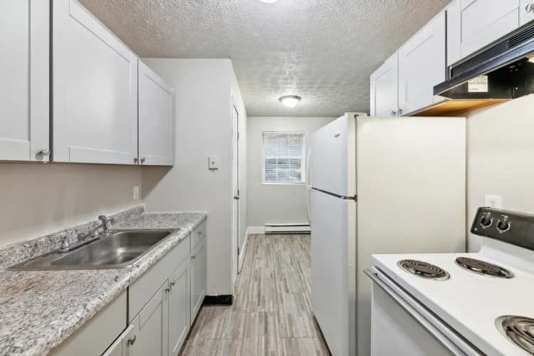 undefined apartments for rent - image - wyoming-36-cincinnati-oh-primary-photo.jpg