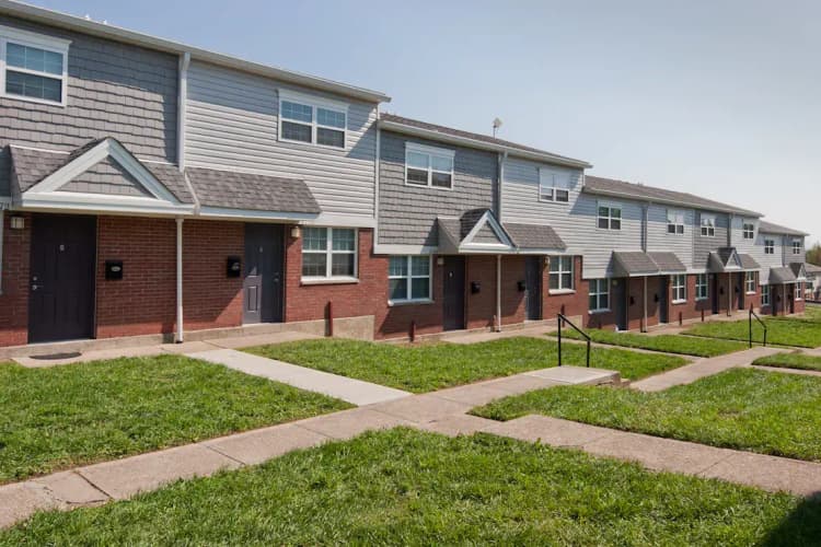 undefined apartments for rent - image - villagesatrollhill_848_img_md_05(1).webp